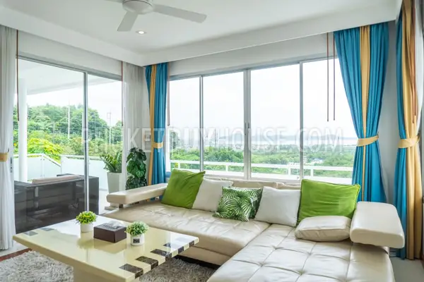 KAT7004: Luxurious Sea View Villa in Kata Beach Area. Fotoğraf #28