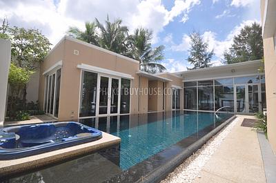 MAI6822: Stunning Beachfront Villa For Sale in Mai Khao beach. Photo #56