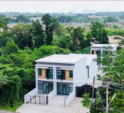 KOH22193: Investment Opportunity: Entire Project of Luxury Homes in Ko Kaew, Phuket For Sale