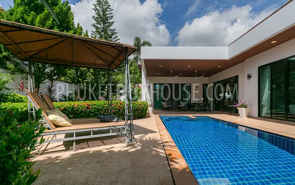 RAW22195: Tropical Tranquility: 3 BR Villa - Your Gateway to Luxury Living in Rawai. Photo #11