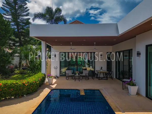 RAW22195: Tropical Tranquility: 3 BR Villa - Your Gateway to Luxury Living in Rawai. Photo #13