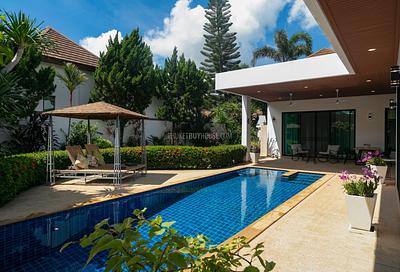 RAW22195: Tropical Tranquility: 3 BR Villa - Your Gateway to Luxury Living in Rawai