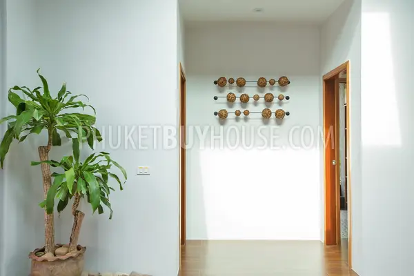 NAI6832: 2 bedroom villa with pool in Nai Harn area. Photo #7