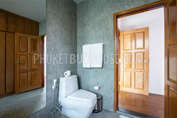 NAI6832: 2 bedroom villa with pool in Nai Harn area. Photo #16