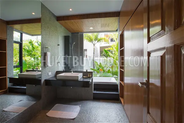 NAI6832: 2 bedroom villa with pool in Nai Harn area. Photo #20