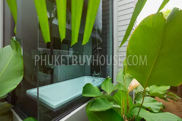 NAI6832: 2 bedroom villa with pool in Nai Harn area. Photo #22