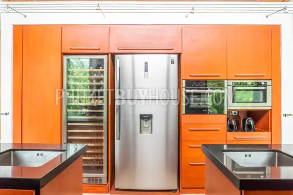 PAT6833: Luxury Villa for Sale in Patong. Photo #6