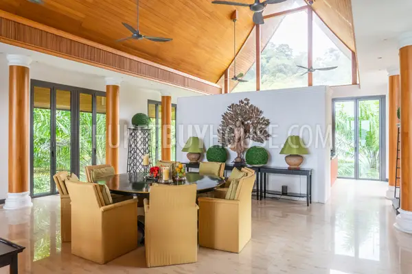 PAT6833: Luxury Villa for Sale in Patong. Photo #17