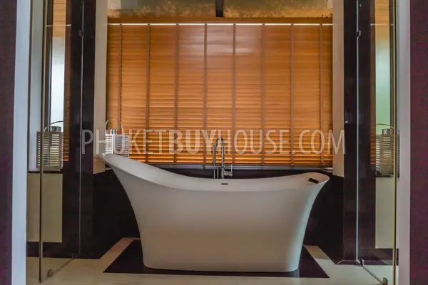 PAT6833: Luxury Villa for Sale in Patong. Photo #31