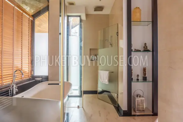 PAT6833: Luxury Villa for Sale in Patong. Photo #32