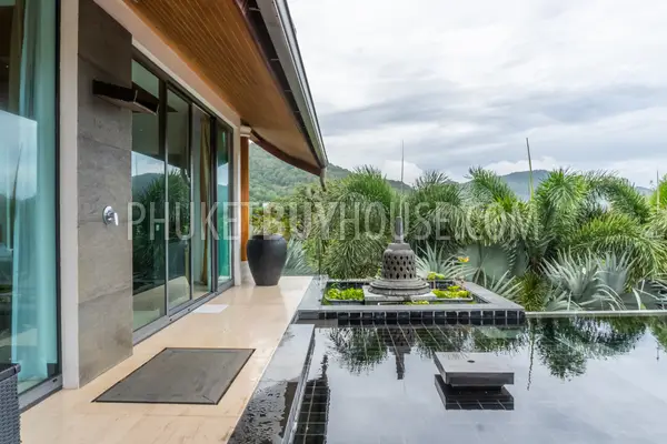 PAT6833: Luxury Villa for Sale in Patong. Photo #47