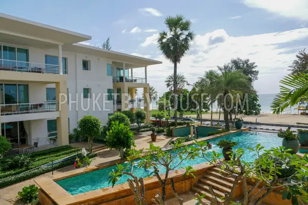 KAR22205: Luxurious Beachfront 2 BR Apartment for Sale at Karon Beach, Phuket. 照片 #1