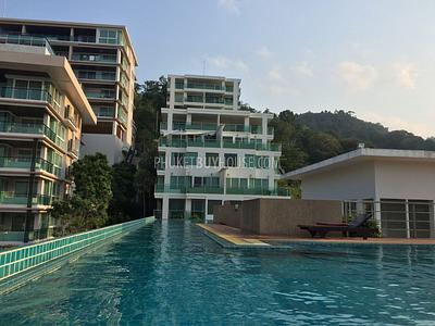 PAT6580: Modern Sea-View Apartment in Patong, Phuket: Ideal for Residence or Investment. Photo #1