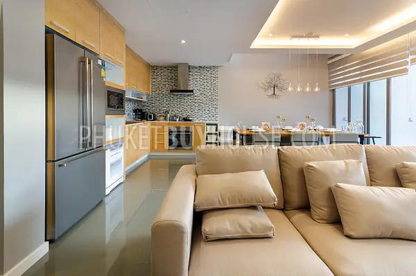 CHA6838: Modern Townhouses with Pool in Chalong. Photo #5