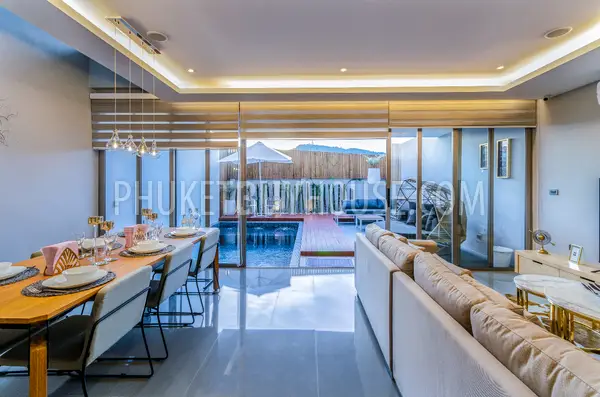 CHA6838: Modern Townhouses with Pool in Chalong. Photo #8