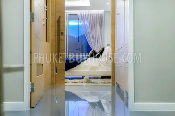 CHA6838: Modern Townhouses with Pool in Chalong. Photo #19