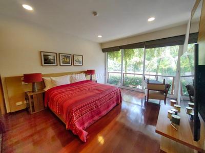 SUR5441: Two Bedroom Apartment in Surin Beach. Photo #11