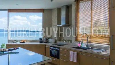 BAN22187:  Absolute Beachfront Luxury Penthouse with 2BR for Sale in Bang Tao. Photo #30