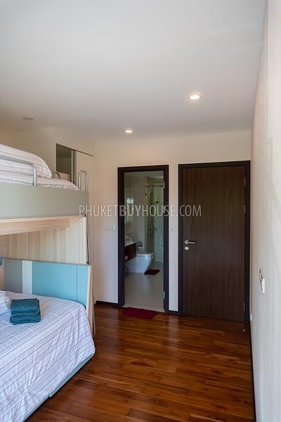 RAW6817: 2 Bedroom Apartment in Rawai. Photo #5