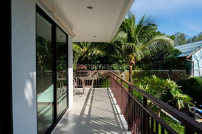 RAW6817: 2 Bedroom Apartment in Rawai. Photo #16