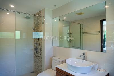 RAW6817: 2 Bedroom Apartment in Rawai. Photo #19