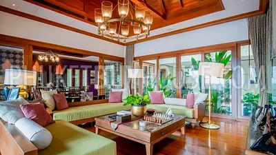 NAI6853: Luxury Villa for Sale in Nai Harn District. Photo #10