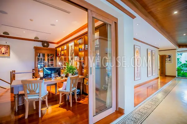 NAI6853: Luxury Villa for Sale in Nai Harn District. 照片 #32