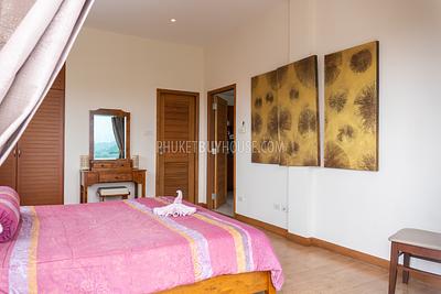 RAW6855: Magnificent Apartment with Sea View in Rawai. Photo #9