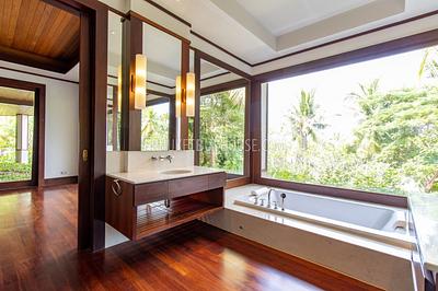 KAM6701: Luxury Villa in Kamala. Photo #5