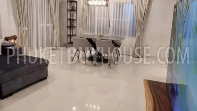 KOH22221: Elegant Single Detached House for Sale in Ko Kaeo, Phuket. Fotoğraf #25