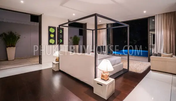 CAP6867: Luxury Villa with Sea View in the area of Cape Yamu. Fotoğraf #32