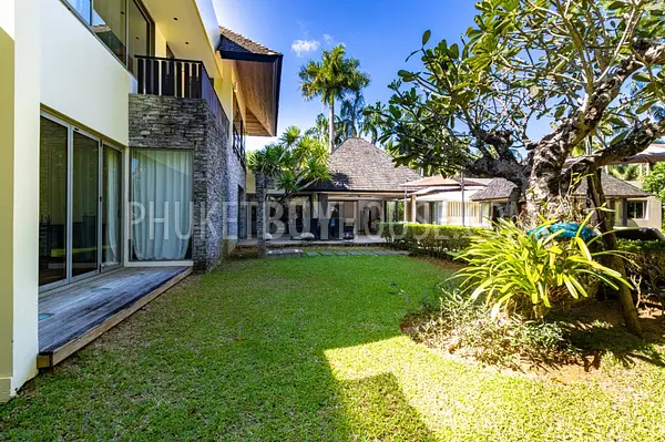 LAY22223: Layan's Hidden Gem – A Sanctuary of Modern Elegance in Layan, Phuket. Photo #1