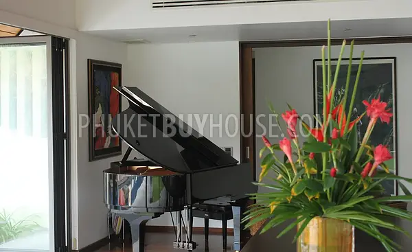 LAY22223: Layan's Hidden Gem – A Sanctuary of Modern Elegance in Layan, Phuket. Photo #32
