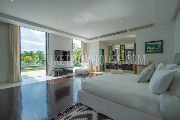 CAP6867: Luxury Villa with Sea View in the area of Cape Yamu. Fotoğraf #39