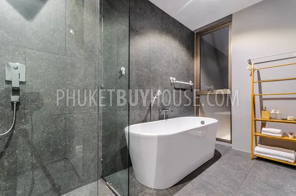 CHA6838: Modern Townhouses with Pool in Chalong. Photo #31