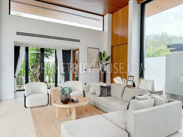 BAN22210: Luxurious 4 Bedroom Villa for Sale in Bang Tao, Phuket – Your Island Paradise Awaits. Photo #9