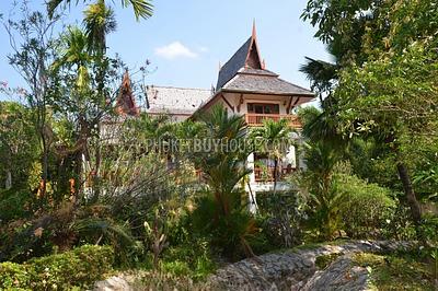 RAW22212: Luxurious Thai-Style Home Near Rawai Beach. Photo #14