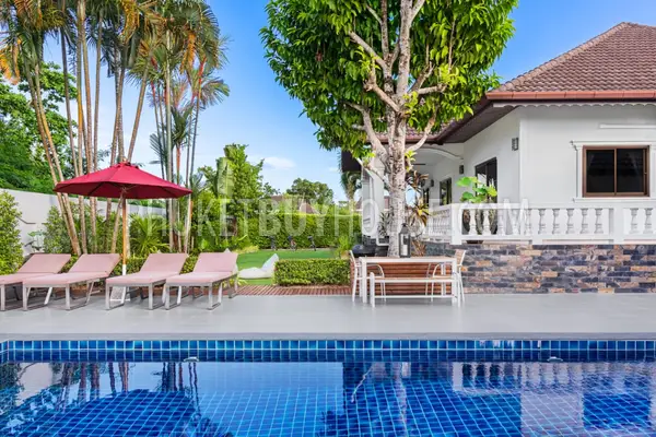 CHA6901: 5 bedroom villa with a large plot of land in Chalong. Photo #10
