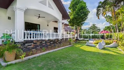 CHA6901: 5 bedroom villa with a large plot of land in Chalong. Photo #52