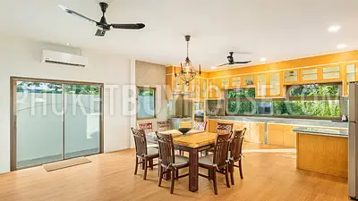 CHA6901: 5 bedroom villa with a large plot of land in Chalong. Photo #4