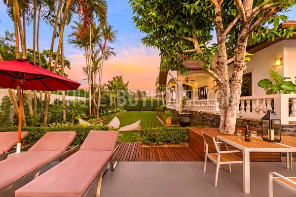 CHA6901: 5 bedroom villa with a large plot of land in Chalong. Photo #8