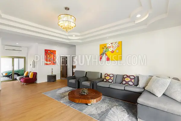 CHA6901: 5 bedroom villa with a large plot of land in Chalong. Photo #30