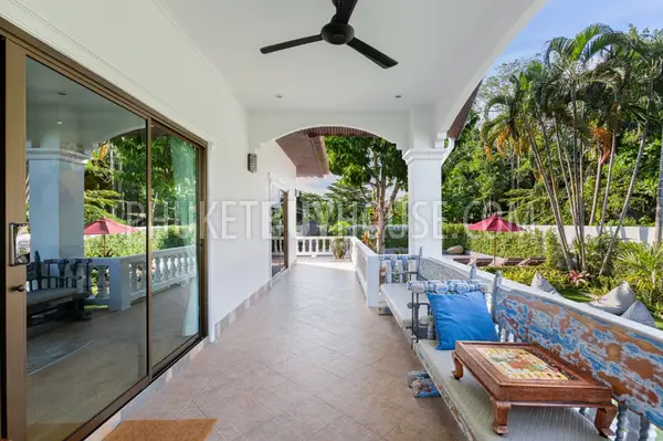 CHA6901: 5 bedroom villa with a large plot of land in Chalong. Photo #45