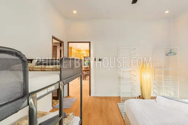 CHA6901: 5 bedroom villa with a large plot of land in Chalong. Photo #24
