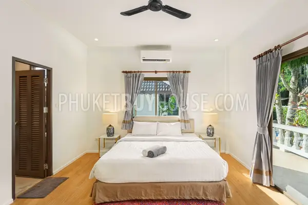 CHA6901: 5 bedroom villa with a large plot of land in Chalong. Photo #35