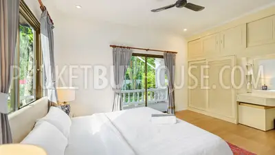 CHA6901: 5 bedroom villa with a large plot of land in Chalong. Photo #37