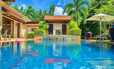 BAN6883: Contemporary Thai-Balinese style Villa in Bang Tao. Photo #2