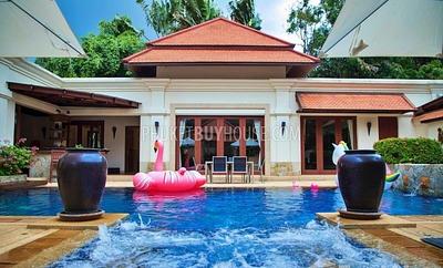BAN6883: Contemporary Thai-Balinese style Villa in Bang Tao. Photo #3