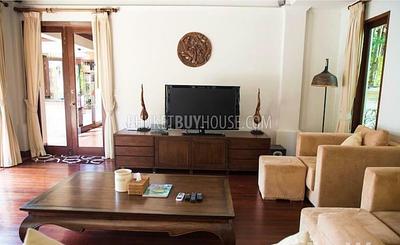 BAN6883: Contemporary Thai-Balinese style Villa in Bang Tao. Photo #6