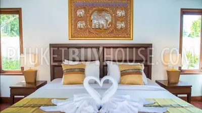 BAN6883: Contemporary Thai-Balinese style Villa in Bang Tao. Photo #16